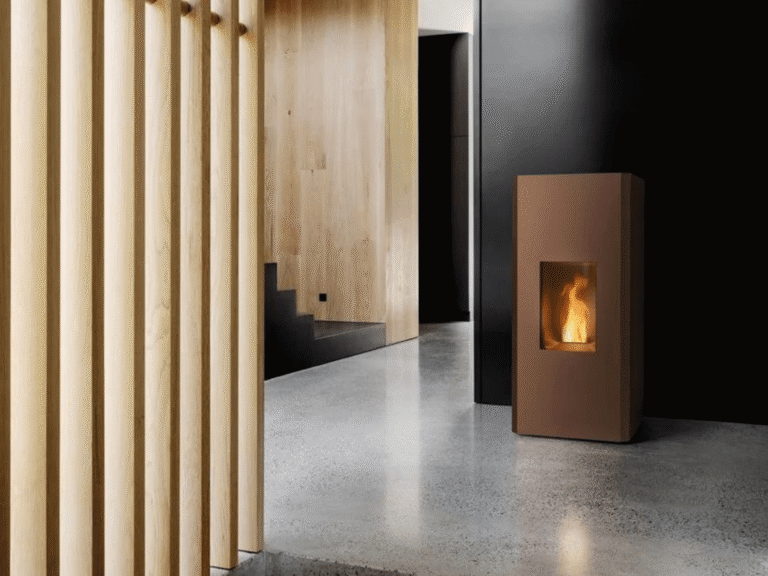 Quels sont les facteurs qui influencent le coût d'installation d'une cheminée ?