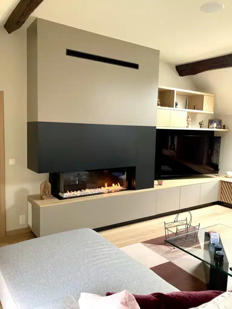 Réalisation Cheminées Liégeois : insert à gaz posé chez un client